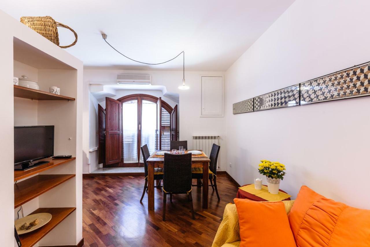 La Finestra Sul Mercato In Centro A Palermo Apartment Exterior photo